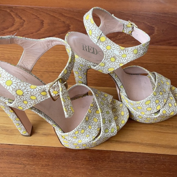 Red Valentino Heels - Picture 3 of 4